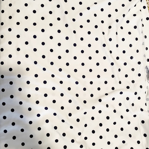 Fashionnova polka dot plunge blouse - Picture 7 of 7